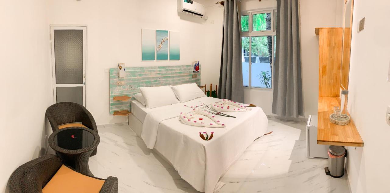 Fins Dive And Leisure Hotel Rasdhoo Exterior foto
